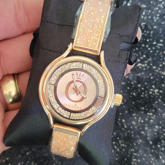 rose gold pandora watch